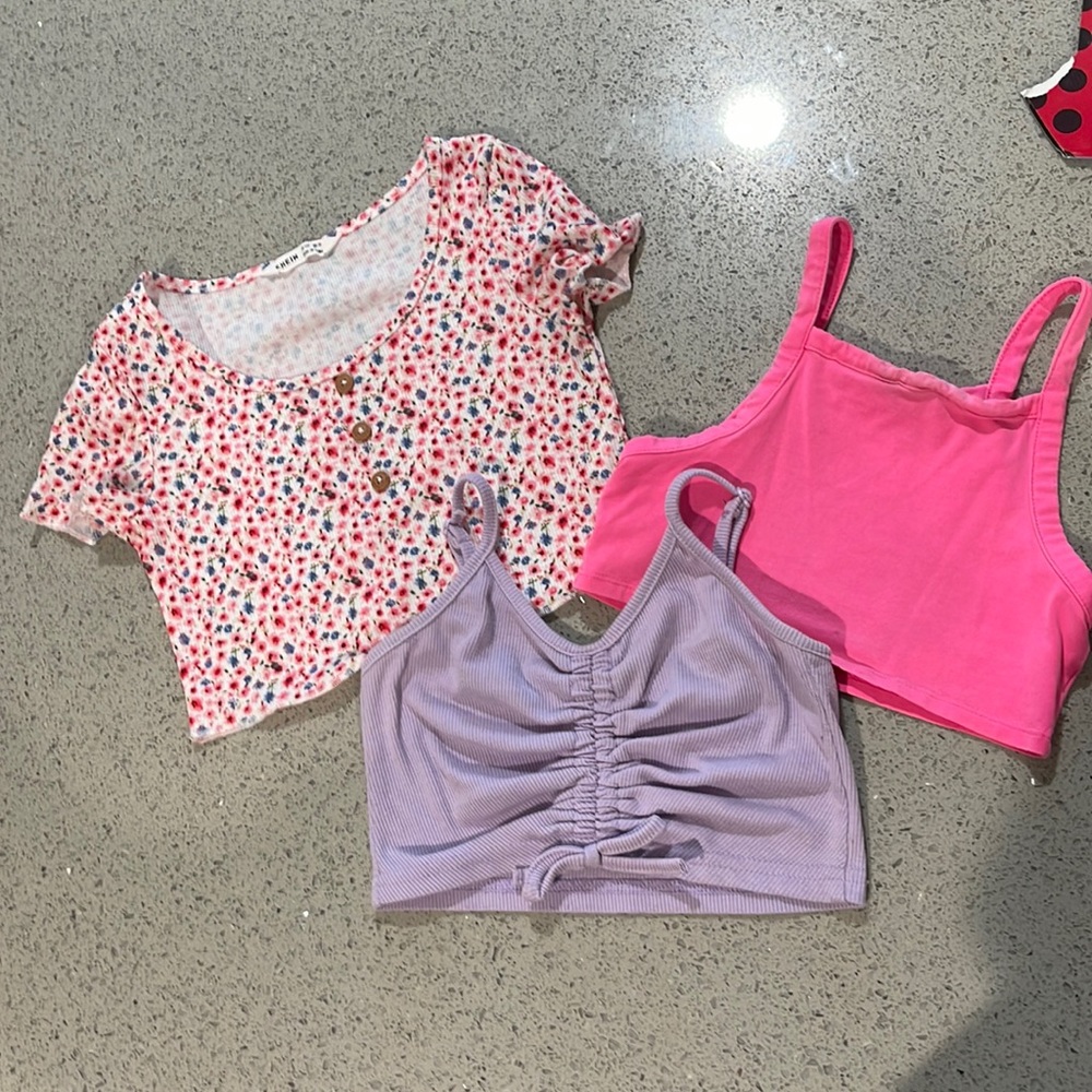 Bundle 7 year old crop tops